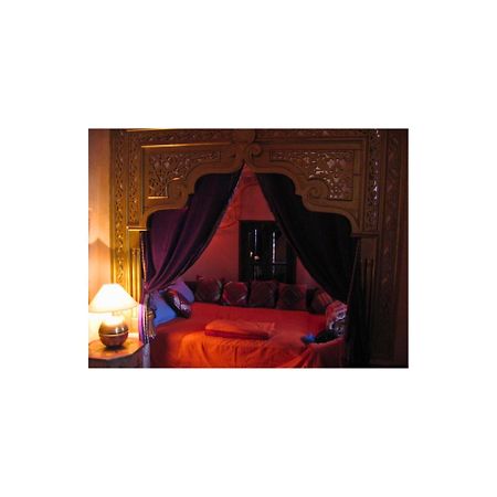 Riad Dar El Caid - Palais XIII Siecle 托泽尔 外观 照片